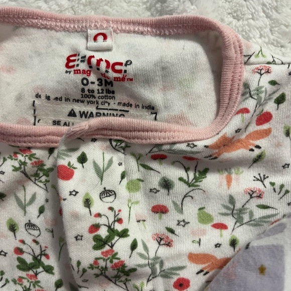 2 magnetic me onseys size 0-3 girls excellent condition - Picture 3 of 5